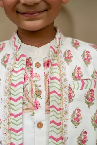 White cotton printed kurta dhoti and jacket for boys