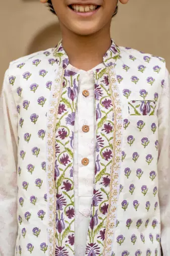 White cotton printed kurta dhoti and jacket for boys