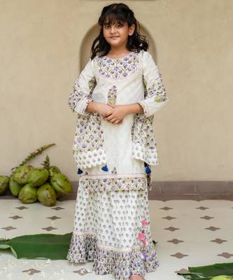 White cotton printed kurta lehenga and dupatta for girls 4