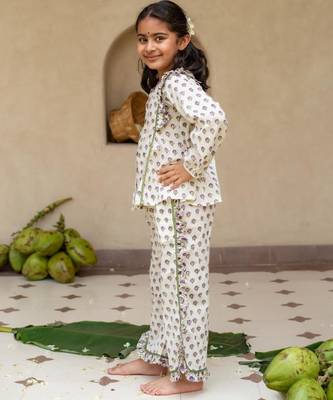 White cotton printed top and pant for girls 2