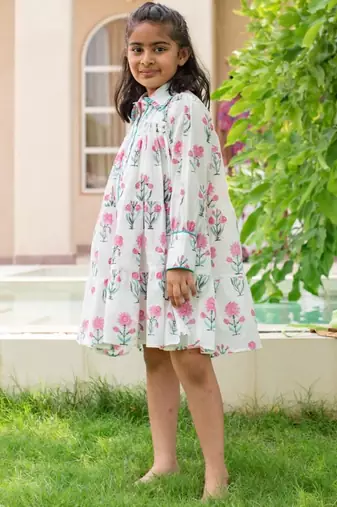 White cotton printed dress for girls