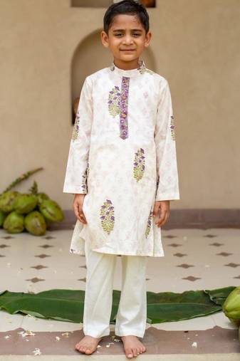 White cotton printed kurta pajama for boys