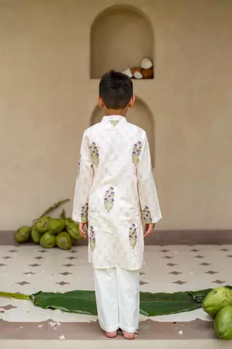 White cotton printed kurta pajama for boys