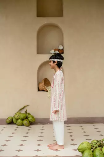 Multicolor cotton printed kurta pajama for boys