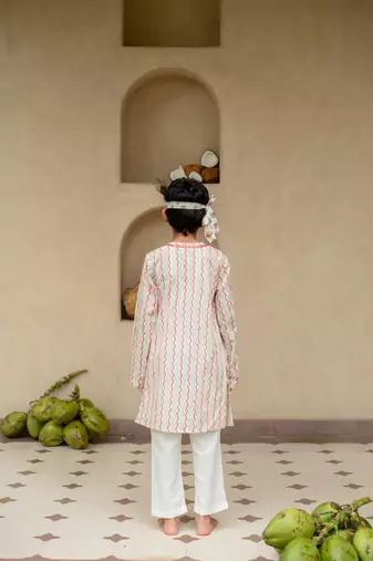 Multicolor cotton printed kurta pajama for boys