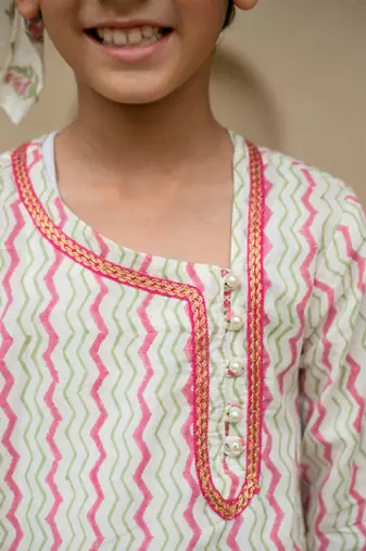 Multicolor cotton printed kurta pajama for boys