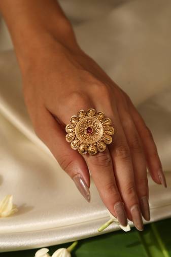 Gold plated red stone temple ring