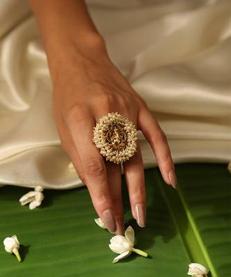 Gold plated pearl temple ring 4