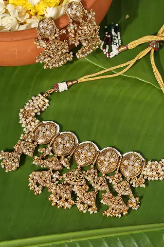 Gold plated pearl temple necklace set