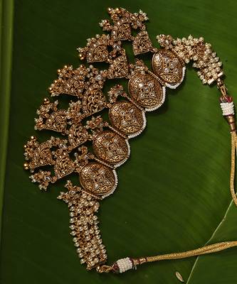 Gold plated pearl temple necklace set 4