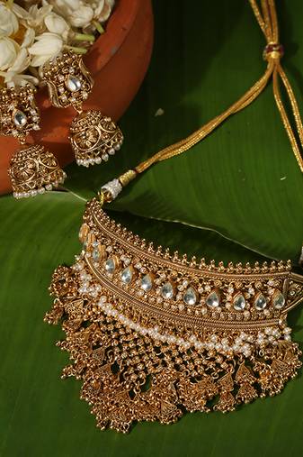Gold plated temple necklace set