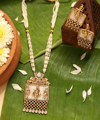 Gold plated pearl temple necklace set 3