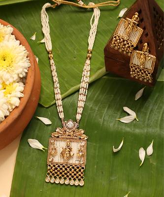 Gold plated pearl temple necklace set 4