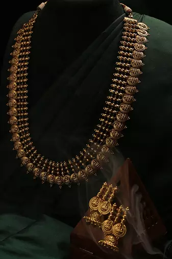 Gold plated temple necklace set