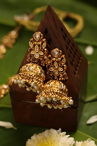 Gold plated temple necklace set