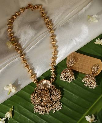 Gold plated pearl temple necklace set 4