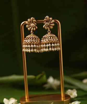Gold plated pearl temple necklace set 5