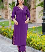 Women Gadhawal Fabric Thread & Handwork Kurta With Trousers