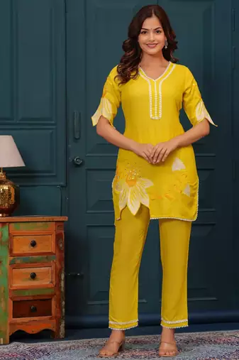 Aaysa Embroidered Tunic With Trousers Co-Ords