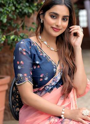 new fendy silk pink hand work saree with contrast blouse 5