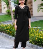 Women Gadhawal Fabric Thread & Handwork Kurta With Trousers