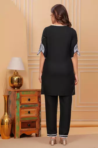  Embroidered Tunic With Trousers Co-Ords
