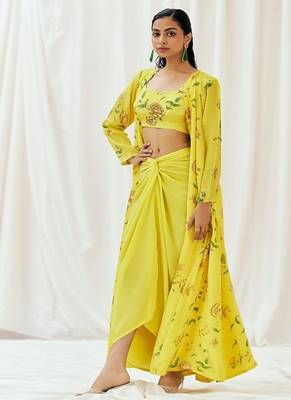 Yellow floral printed crepe cape set 4