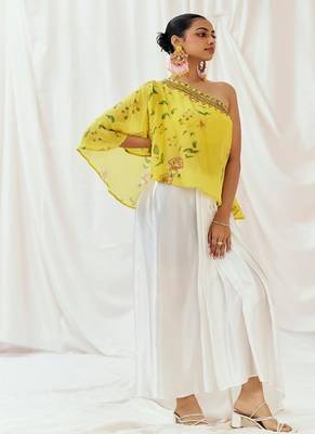 Yellow printed crepe co ord set 4