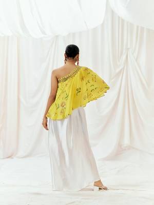 Yellow printed crepe co ord set 5