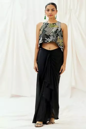 Black plain crepe co ord set