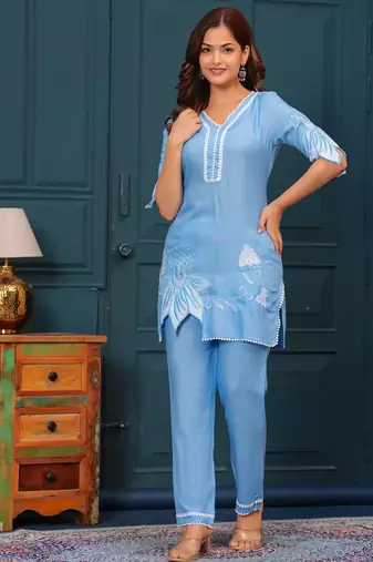 Aaysa Embroidered Tunic With Trousers Co-Ords