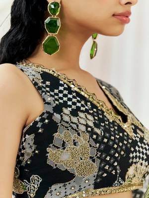 Black printed georgette saree 3