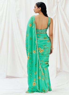Turquoise floral printed crepe saree 2
