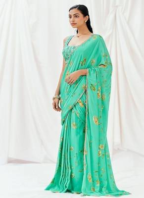 Turquoise floral printed crepe saree 5
