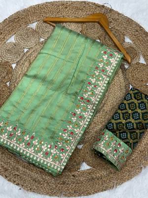Green Color Premium Banarasi Silk blend with Rich Zari Weaving 5