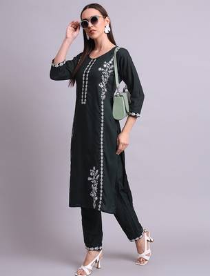 green cotton & embroidery work kurta with trousers set 1