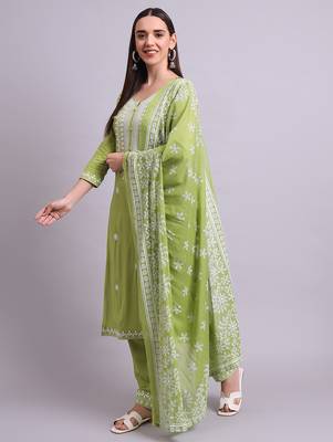 green cotton & embroidery work kurta with trousers & dupatta set 2