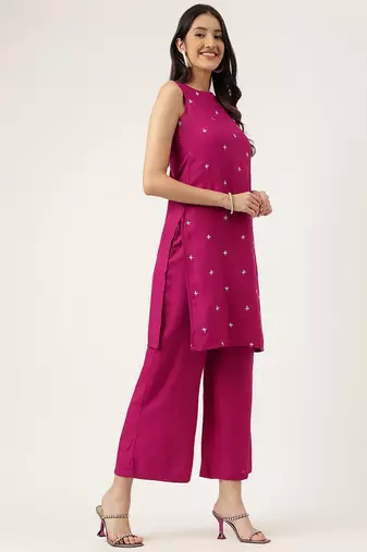 Women's embroidered rayon pink straright kurta sets