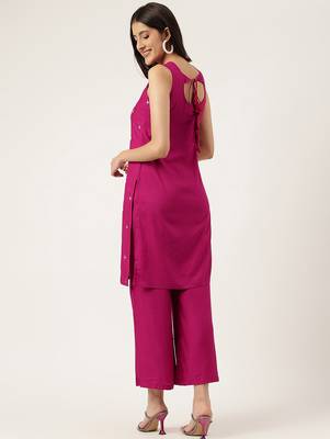 Women's embroidered rayon pink straright kurta sets 4