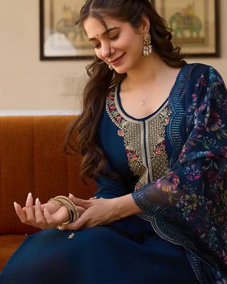 Navy blue viscose chanderi thread embroidered with beads work kurta pant set 4