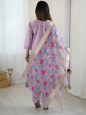 Lavender viscose gadhval silk thread embroidered with beads work kurta pant set 2