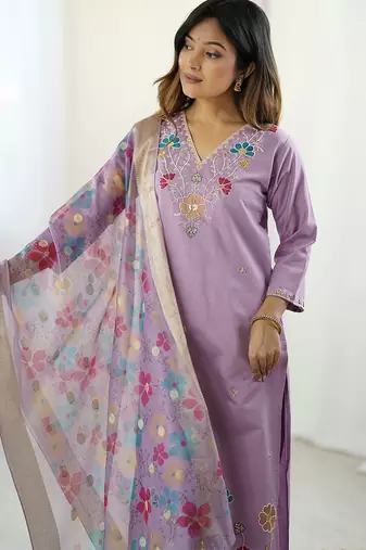 Lavender viscose gadhval silk thread embroidered with beads work kurta pant set