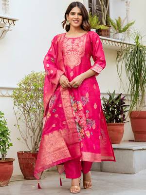 Ranipink chanderi cotton jacquard woven with digital print kurta pant set 1