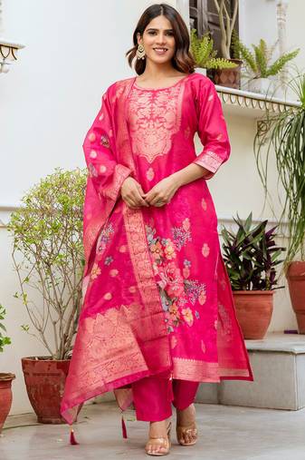 Ranipink chanderi cotton jacquard woven with digital print kurta pant set