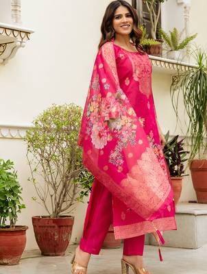 Ranipink chanderi cotton jacquard woven with digital print kurta pant set 3