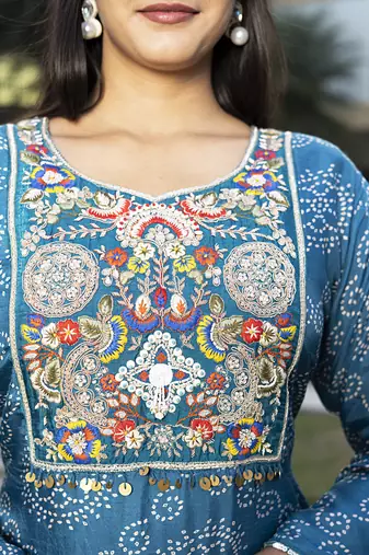 Blue viscose print dola with handwork kurta set