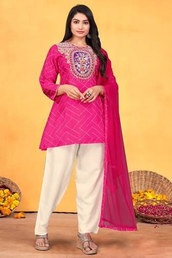 Rani viscose print dola with handwork kurta set