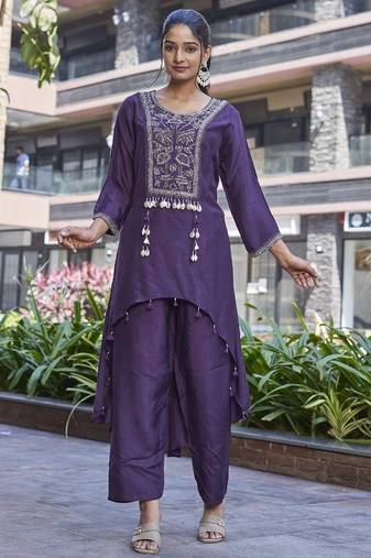 Purple viscose dola with handwork kurta set