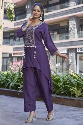Purple viscose dola with handwork kurta set