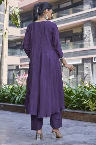 Purple viscose dola with handwork kurta set